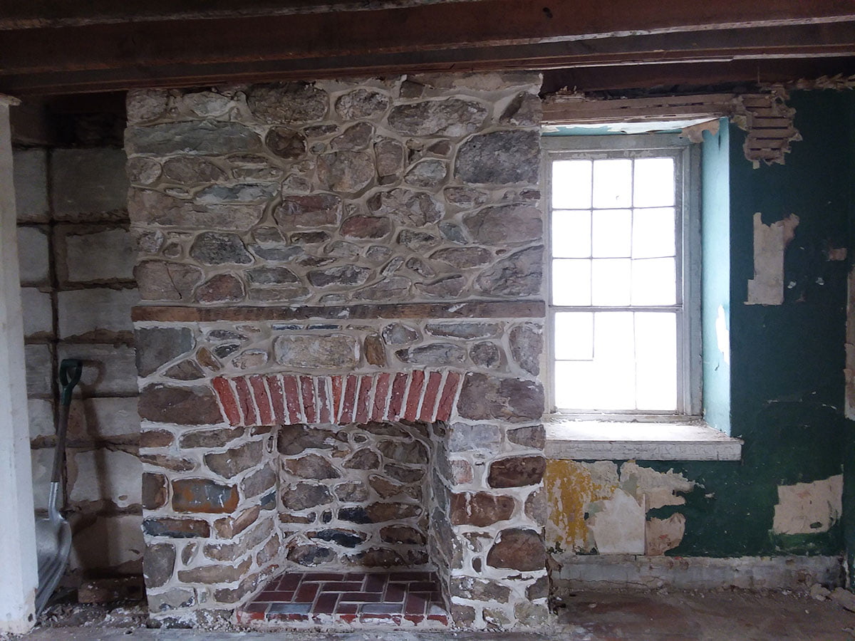 fireplace-restoration-1-1